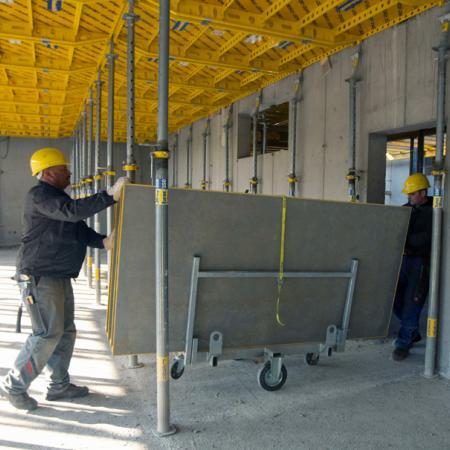 Der DekDrive passt durch jede Tür.