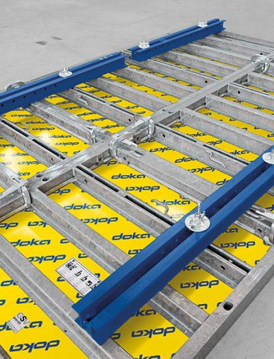 Assemblage sur le coffrage-cadre