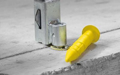 Seitenschutzsystem XP - Absicherung am Deckenrand