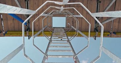 Guided climbing formwork Xclimb 60