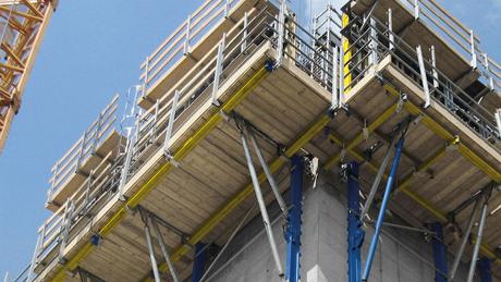 Guided climbing formwork Xclimb 60