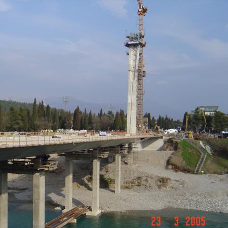 Most Millenium Pylon