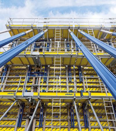 Sicher arbeiten mit Bühnensystem Xsafe plus