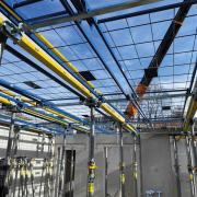 Hohe Systemstabilität, sichere De-/Montage vom Boden aus, gleichzeitig flexibel anpassbar an unterschiedliche Grundrisse – das 
<br />
Safeflex-System von Doka. Copyright: Doka
<br />
